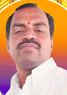 మృతదేహంతో ఆందోళన1