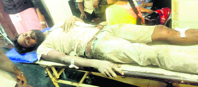 కూలికెళ్లారు.. క్షతగాత్రులయ్యారు 1