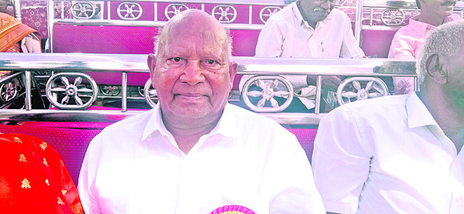 దశాబ్దాల తర్వాత ... 
1