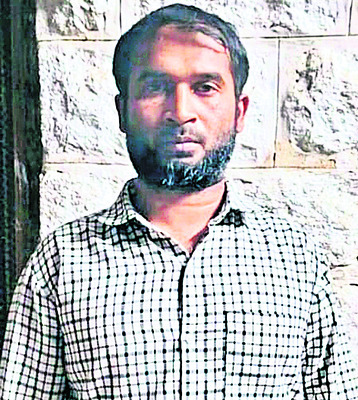 ఇద్దరిపై పీడీ యాక్ట్‌ 1