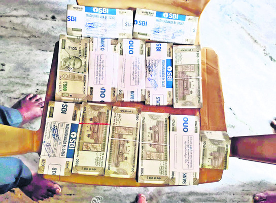 రిటైర్డ్‌ లైన్‌మన్‌ ఇంట్లో చోరీ 1