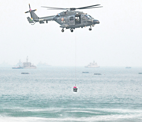 సాగరం సాక్షిగా సాహస విన్యాసం 3