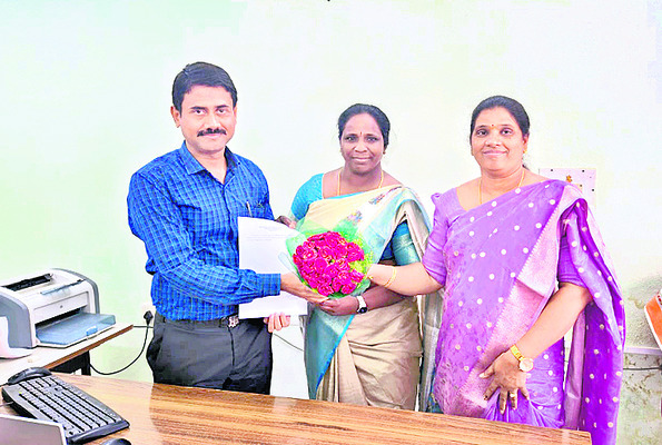 క్యాంపునకు కాంగ్రెస్‌ కౌన్సిలర్లు1