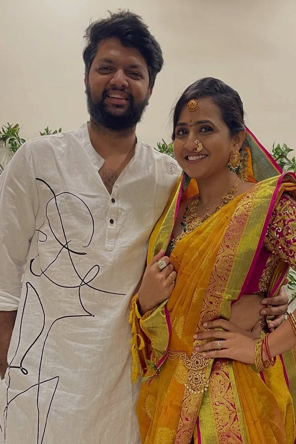 Anchor lasya wedding Anniversary Photos15