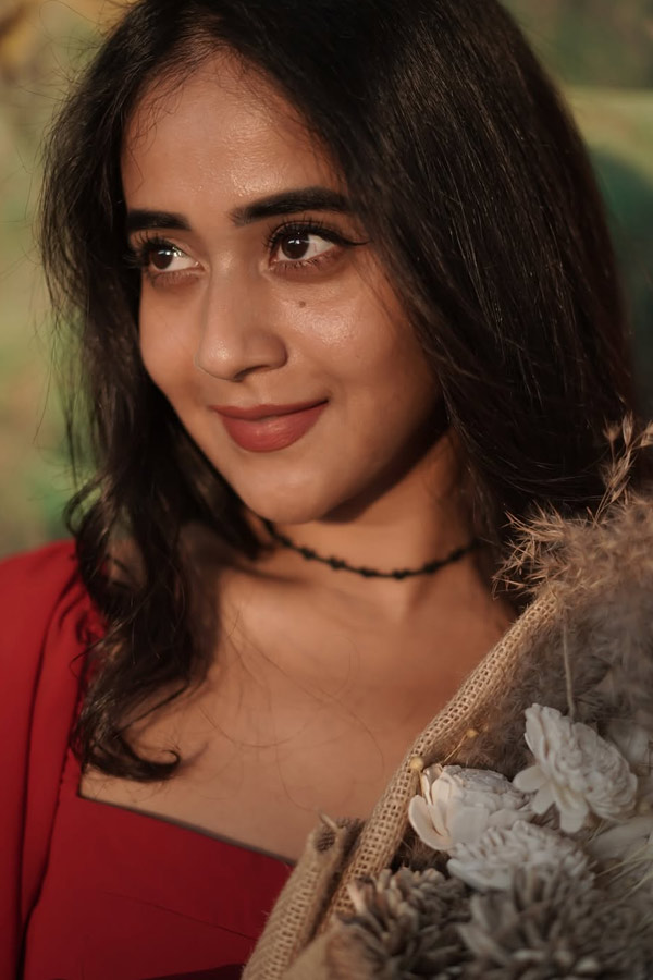 Celebrities Celebrated Valentines Day 2026 Photos21