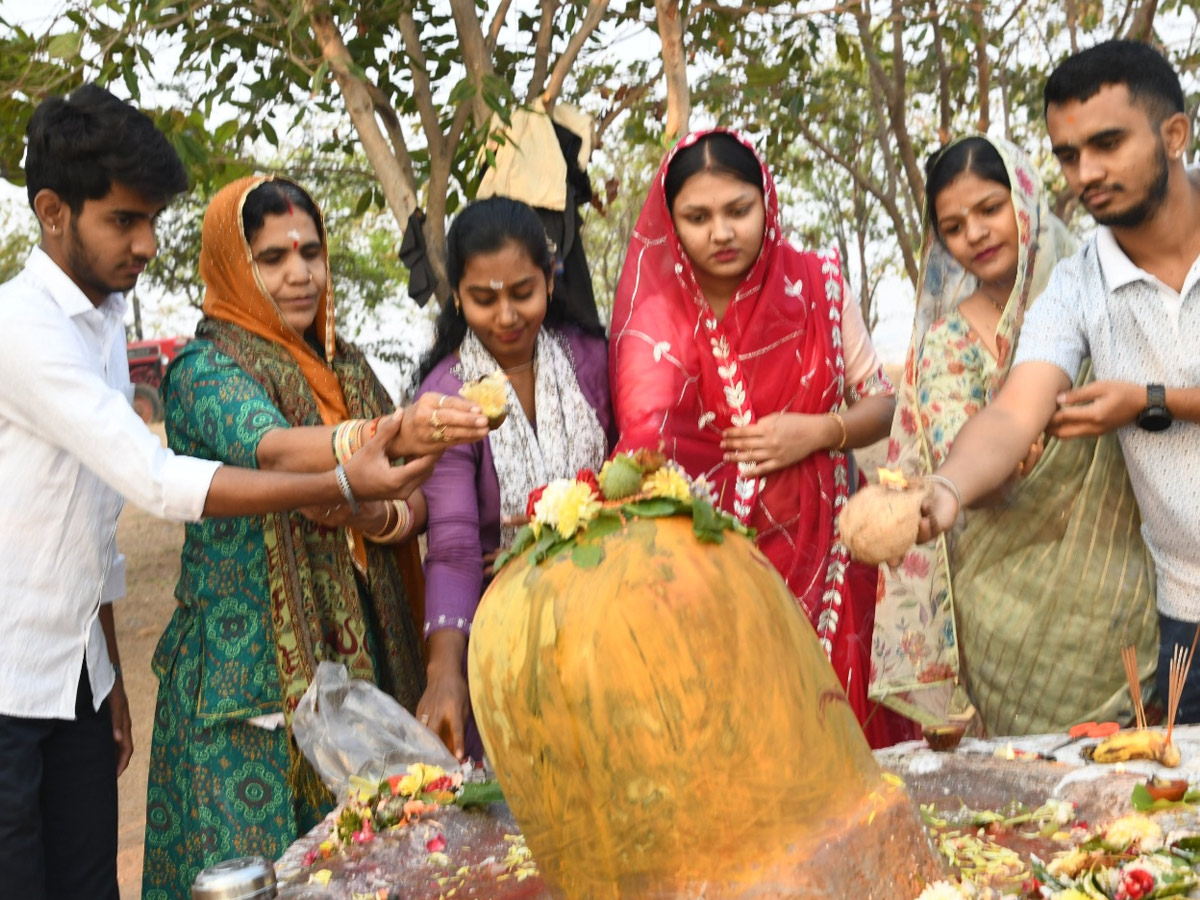 Maha shivratri Keesaragutta Temple Photos10