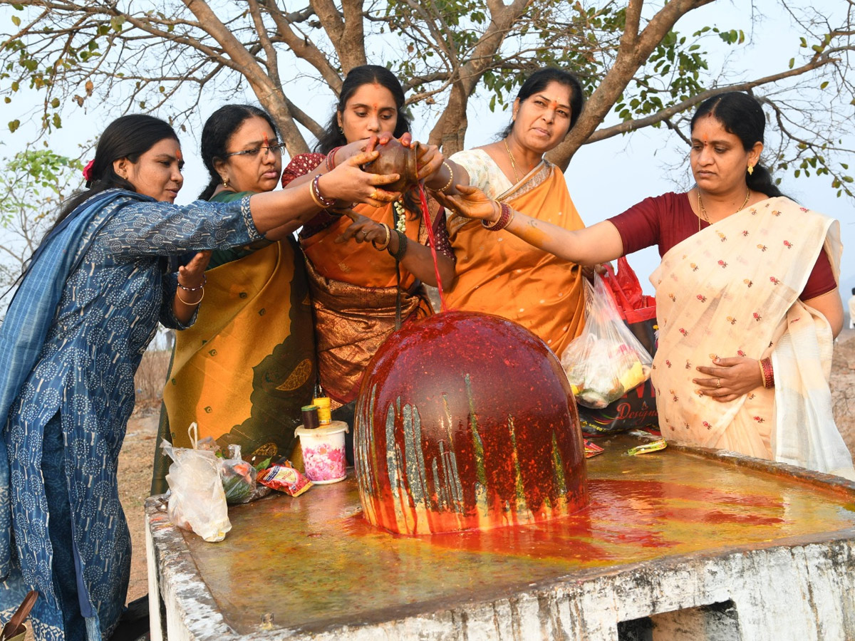 Maha shivratri Keesaragutta Temple Photos3