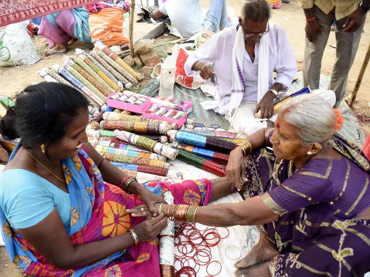 Shivratri: Devotees Throng Ramathirtham Vijayanagaram District7