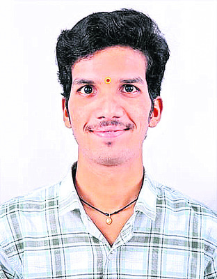 పెన్సిల్‌ మొనపై శివలింగం1