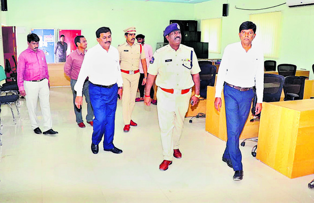 హంగ్‌లో కింగ్‌ ఎవరు?1