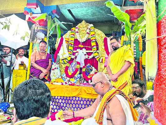 కనుల పండువగా వీరబ్రహ్మేంద్రస్వామి కల్యాణం 1