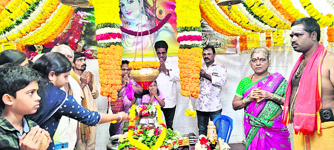 సర్వం.. సుమనోహరం1