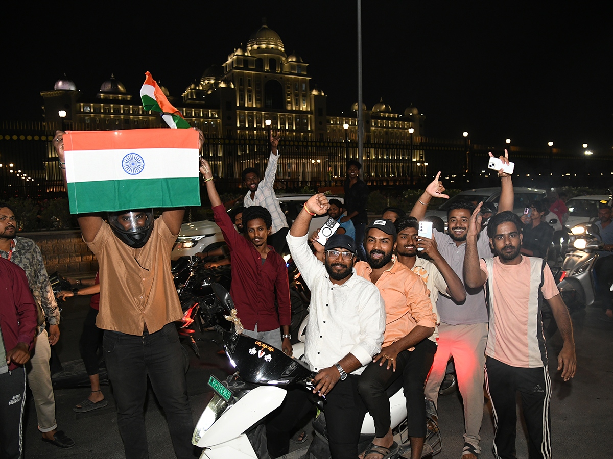 Cricket fans celebrate Indias victory over Pakistan at hyderabad13