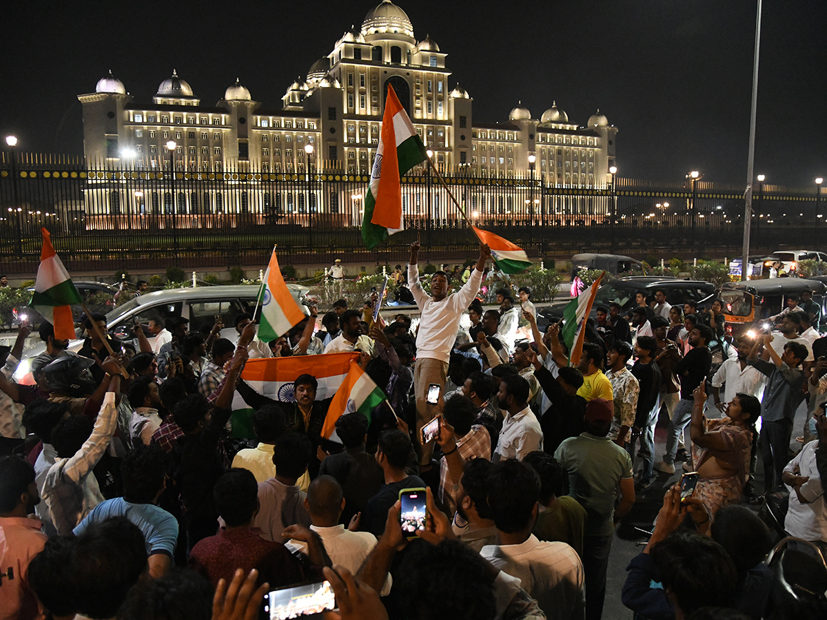 Cricket fans celebrate Indias victory over Pakistan at hyderabad19