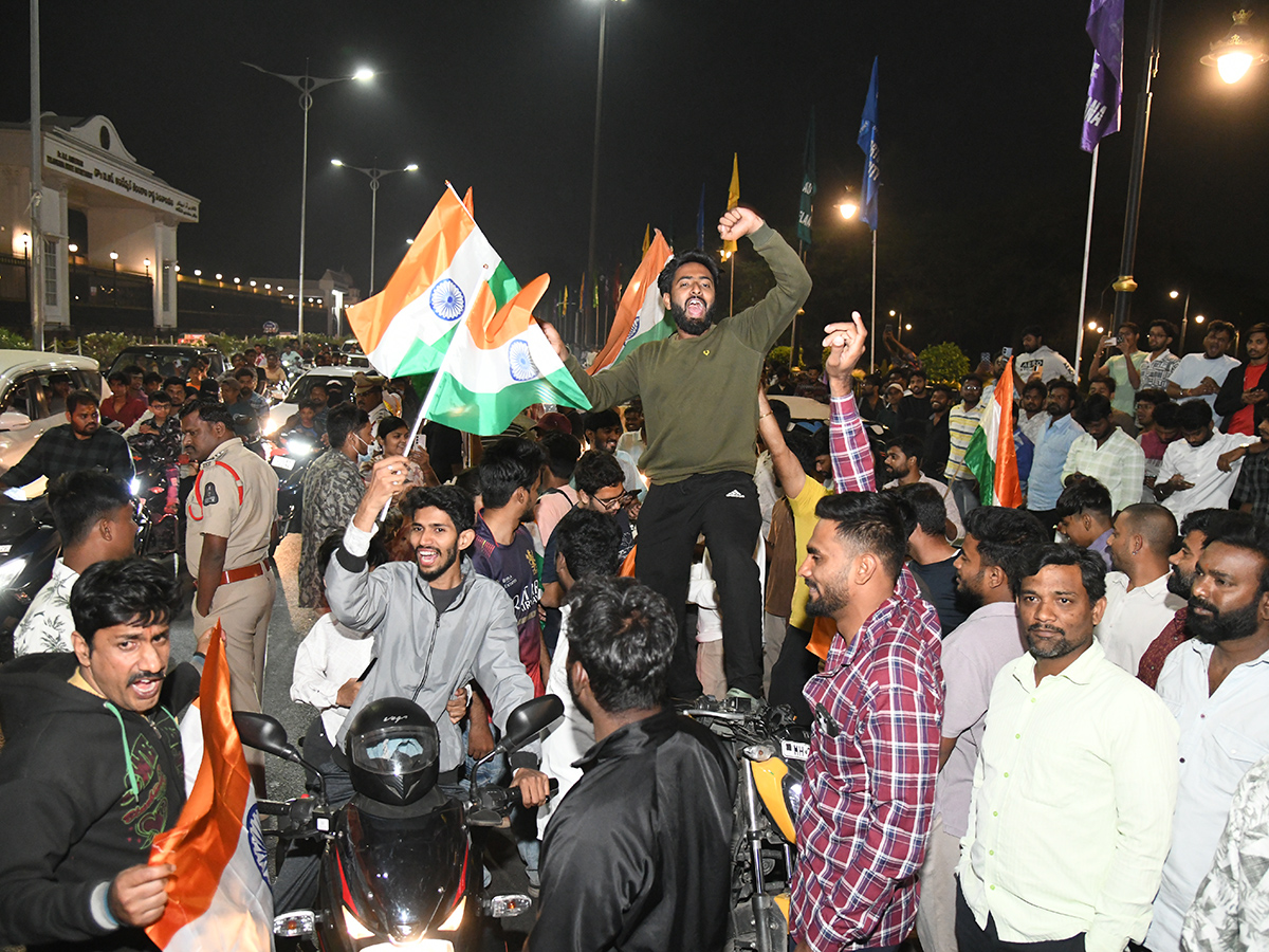 Cricket fans celebrate Indias victory over Pakistan at hyderabad23