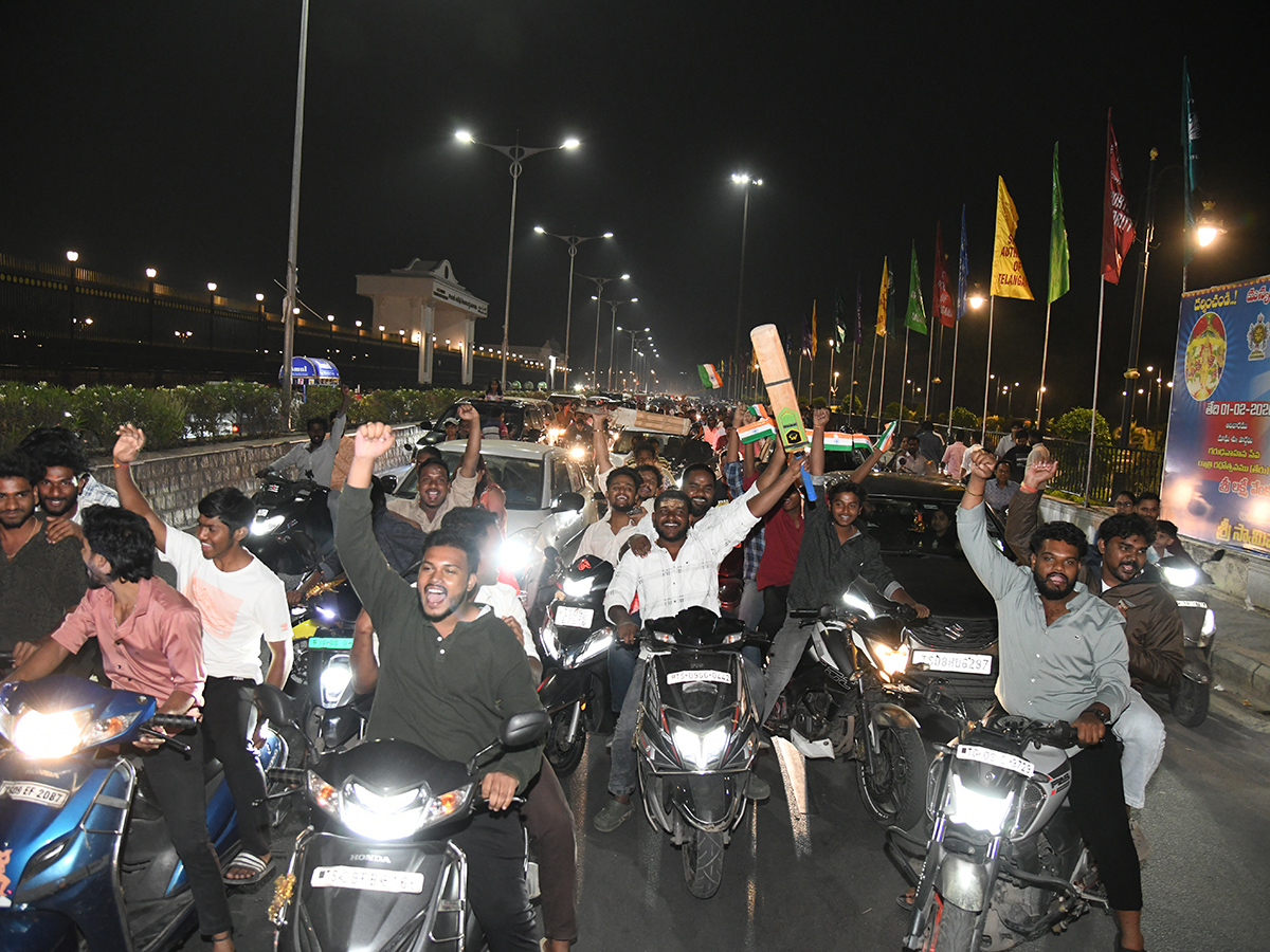 Cricket fans celebrate Indias victory over Pakistan at hyderabad6