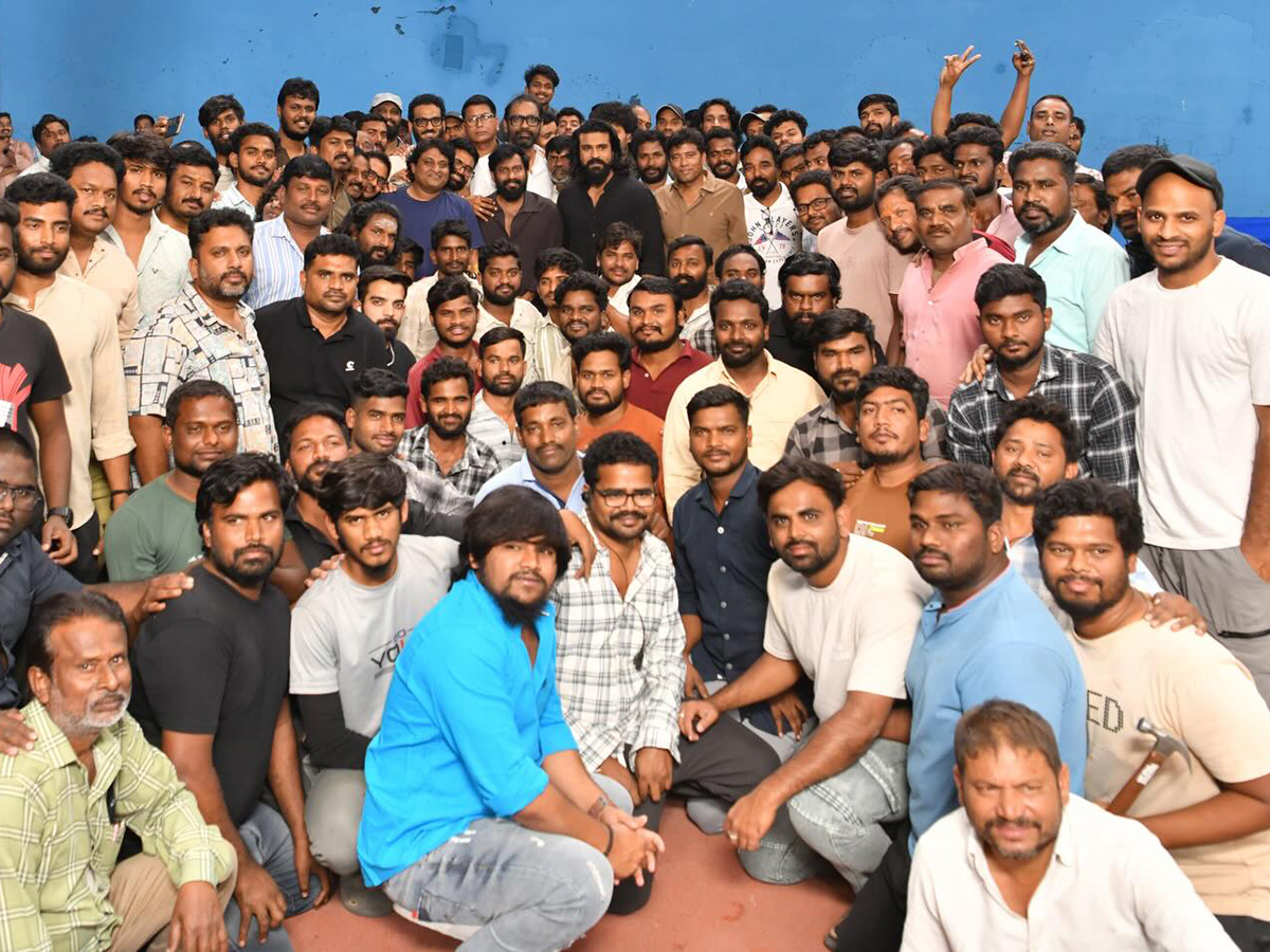 Director Buchi Babu Sana Birthday Celebrations in Peddi Movie Set11