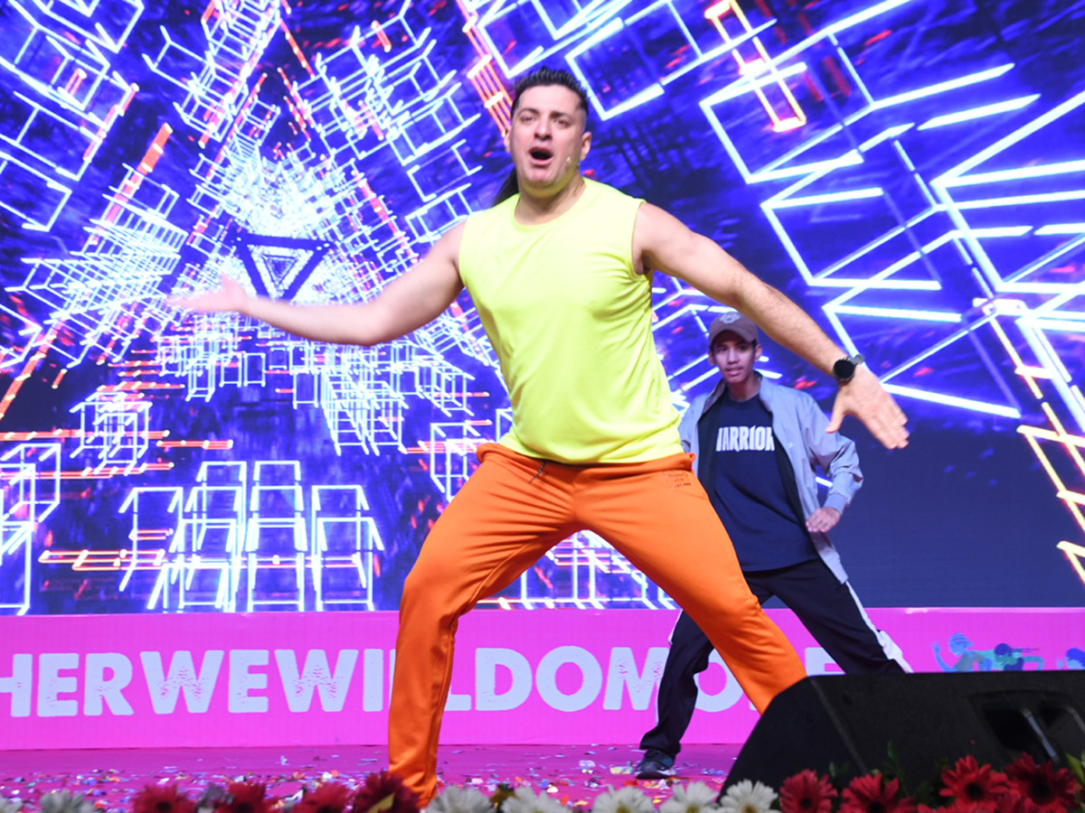 Women Pinkathon Run in full swing on Necklace Road4