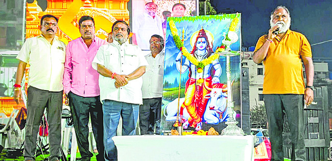 కౌన్సిలర్‌గా పీహెచ్‌డీ అభ్యర్థి1