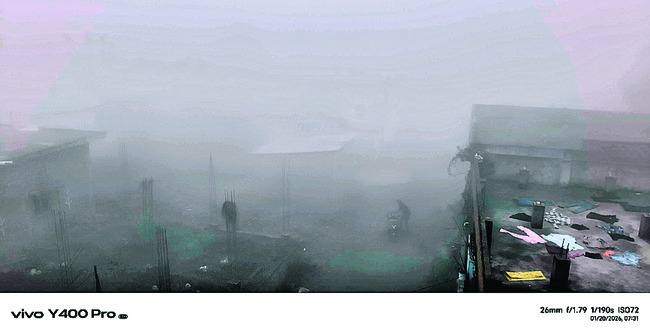 గ్రామాలను కమ్మేసిన పొగమంచు1