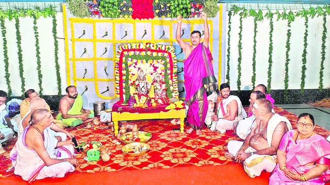 అంగరంగ వైభవోపేతంగా..3