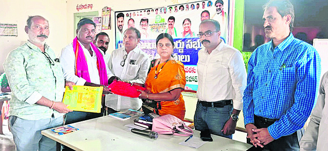 రామయ్యకు  ముత్తంగి అలంకరణ1