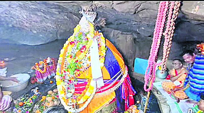 గుప్తేశ్వర్‌లో శివనామస్మరణ 3