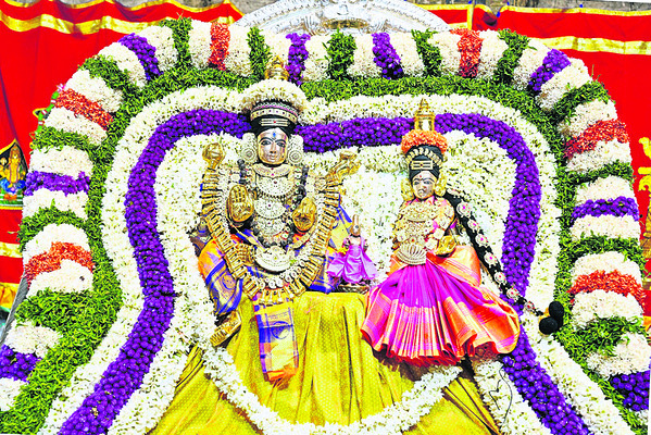 బ్రహ్మసారథ్యం.. భవుని రథోత్సవం3