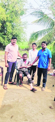 స్నేహబంధానికి అండగా...
2