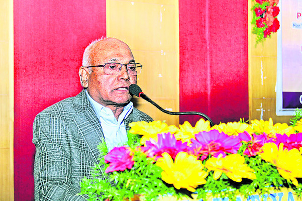 సంక్షేమం అవసరమే.. కానీ సమగ్రాభివృద్ధే కీలకం2