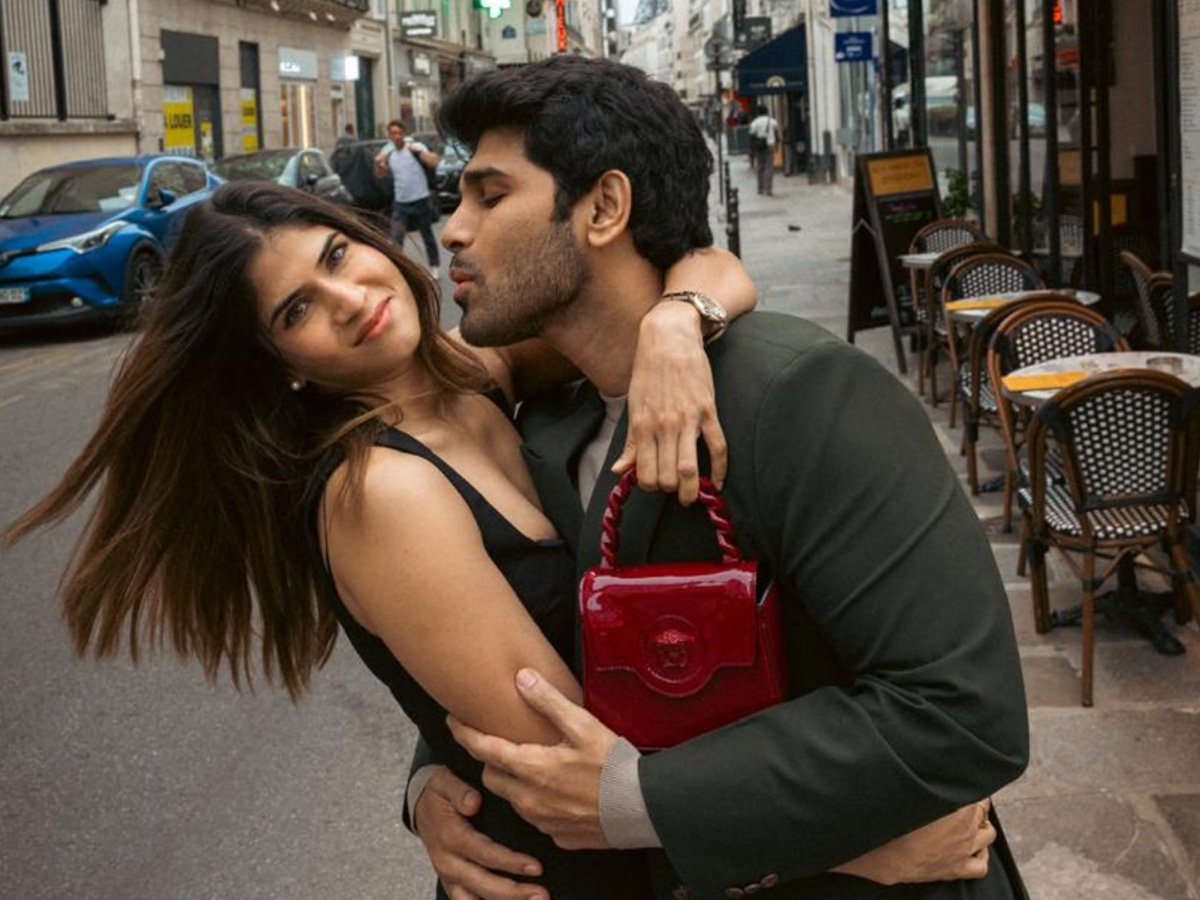 Allu Sirish And Nayanika Valentines Day Photos Viral1