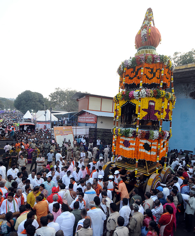 Srisailam Mallanna Swamy Rathotsavam HD Photos3