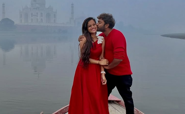 Telugu Serial Beauty Maheshwari Lovely Moments Photos9