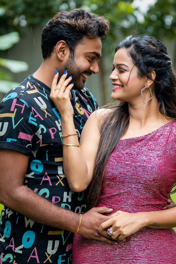 Telugu Serial Beauty Maheshwari Lovely Moments Photos10