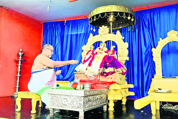 నేత్రపర్వంగా  రామయ్య నిత్యకల్యాణం2