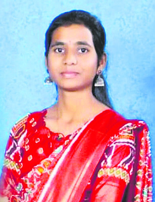 సీఎం రేవంత్‌రెడ్డిని కలిసిన చేవెళ్ల ఎమ్మెల్యే
4