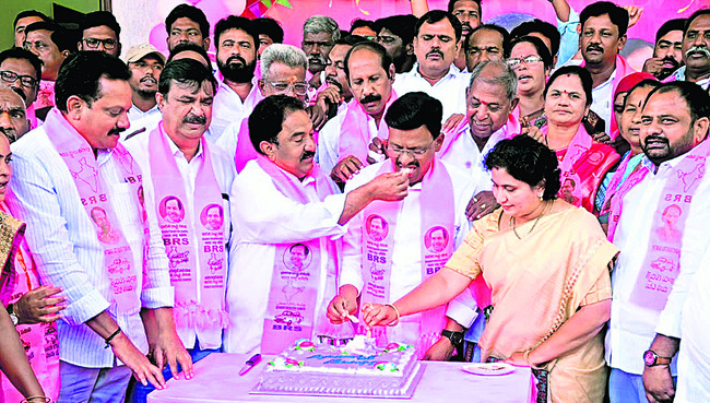 కేసీఆర్‌ పాలనలోనే సుభిక్షంగా రాష్ట్రం1