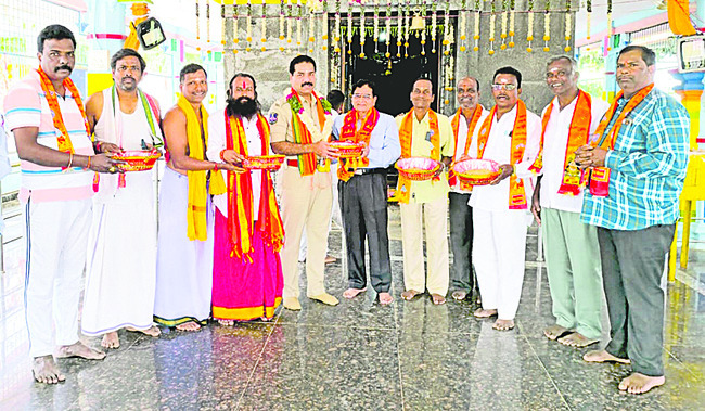 నిబద్ధతతో విధులు  నిర్వహిస్తేనే  సత్ఫలితాలు 2