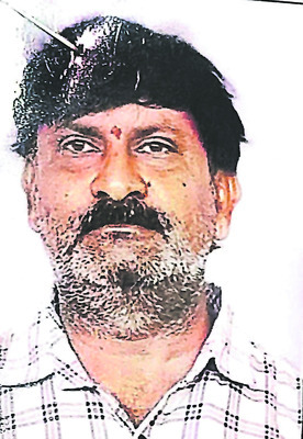 వేర్వేరు చోట్ల ఇద్దరు అదృశ్యం 1