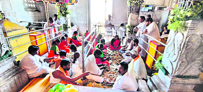 మల్లయ్యకొండకు రూ.19.74 లక్షల ఆదాయం 1