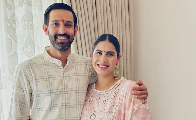 Actor Vikrant Massey Wedding Anniversary Emotional WIshes To Wife Photos9