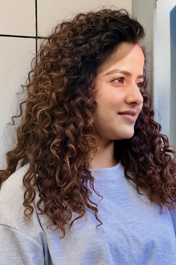 Actress Vaishnavi Chaitanya shared Her New pictures on social media PHotos3