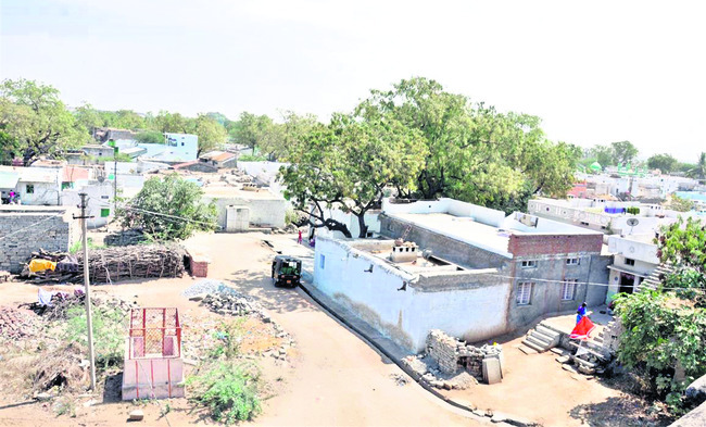 పునరావాస కష్టాలు? 1