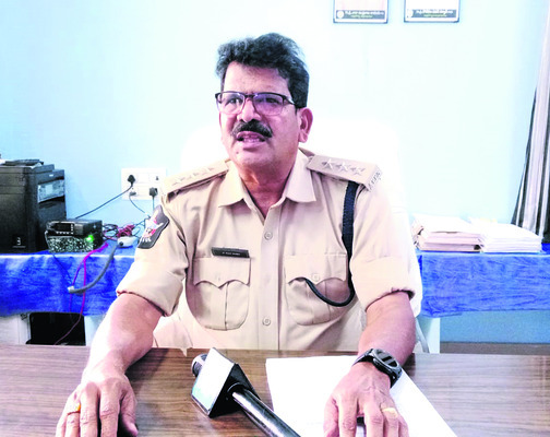 తక్కువ ధరకే ఫార్చునర్‌ కారు అంటూ టోకరా 2