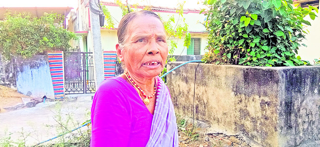 కొత్త పాలకవర్గానికి  సమస్యల స్వాగతం2