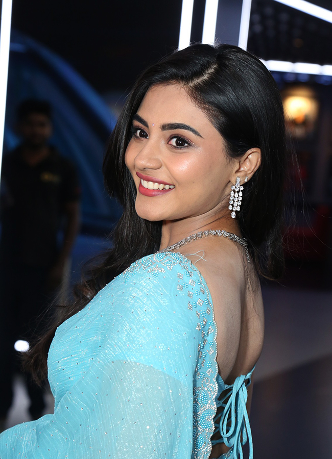 Actress Nayan Sarika HD Photos15