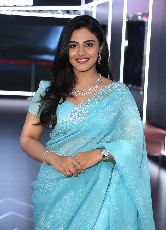 Actress Nayan Sarika HD Photos19