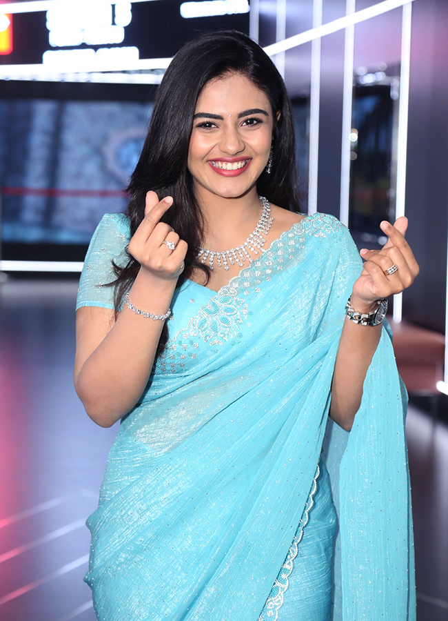 Actress Nayan Sarika HD Photos3