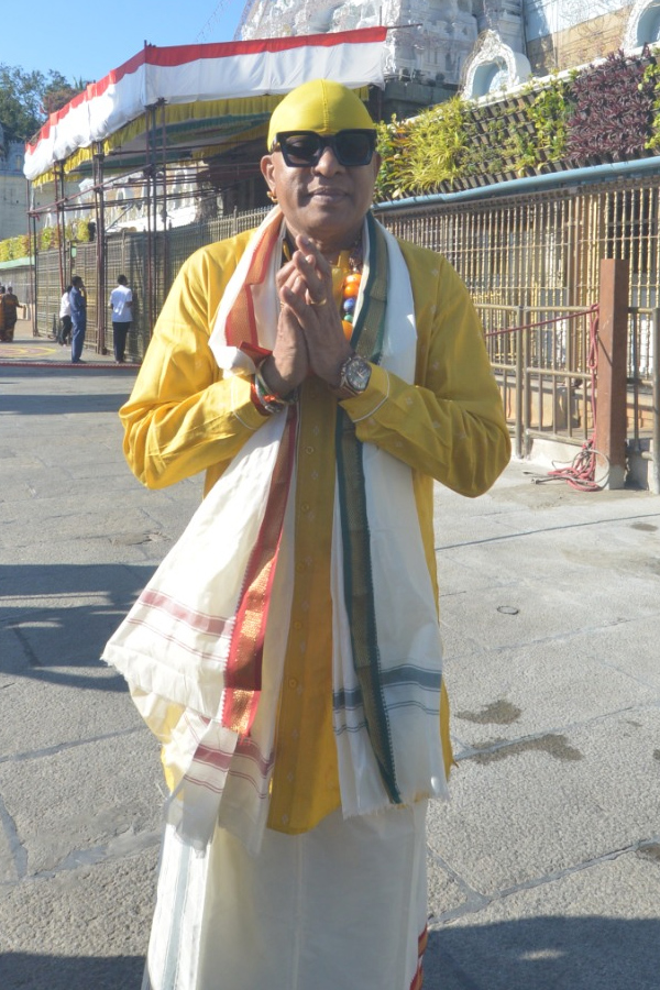 Celebrities Visit Tirumala Temple Photos 3