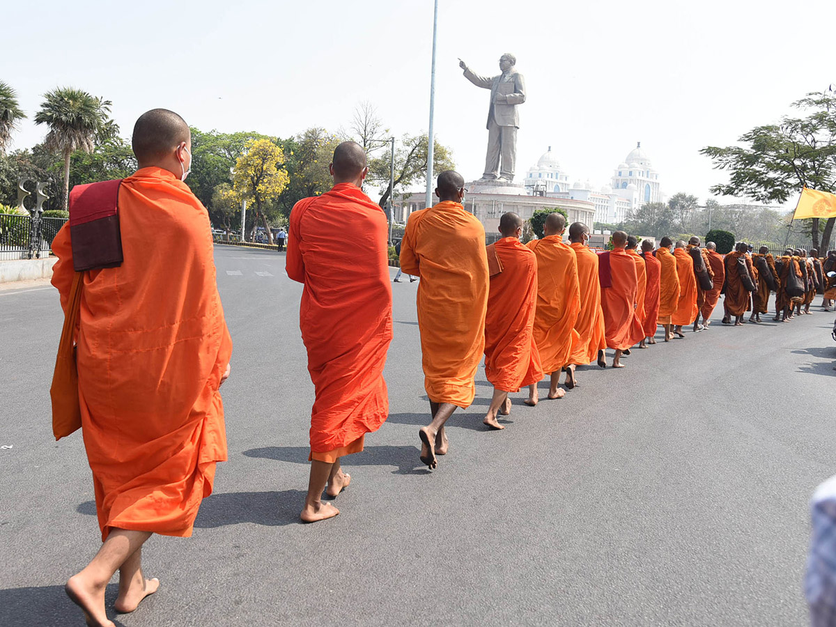 Hussain Sagar : Buddha refuge is Gachchami2